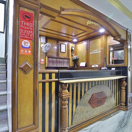 Hotel Midtown Surat Dış mekan fotoğraf